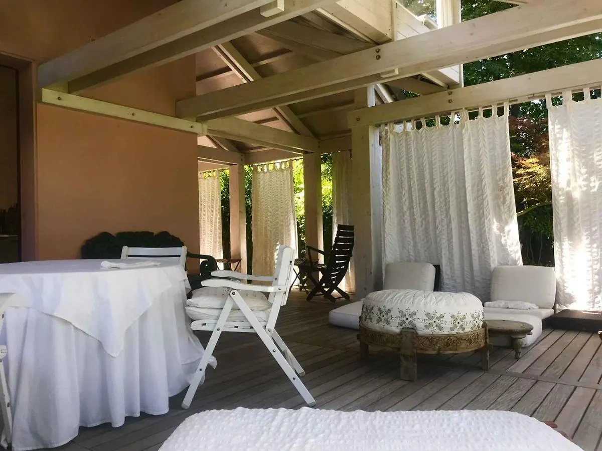Holiday Home In Rosolina 43925 contacts